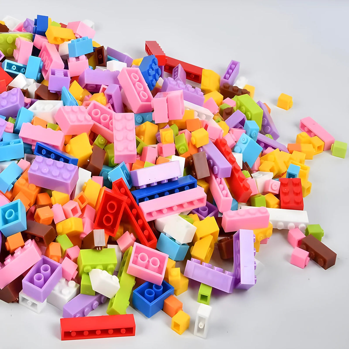 Classic Building Bricks Bulk Set (300 to 1000 Pieces)